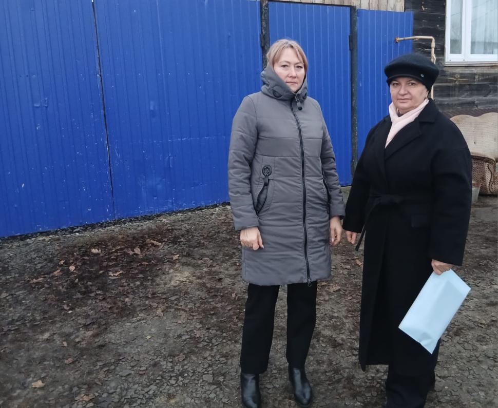 Профилактический рейд по семьям с несовершеннолетними детьми Профилактический рейд по семьям с несовершеннолетними детьми