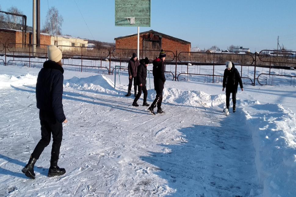 В с. Пёстровка прошла акция "Зимние забавы"