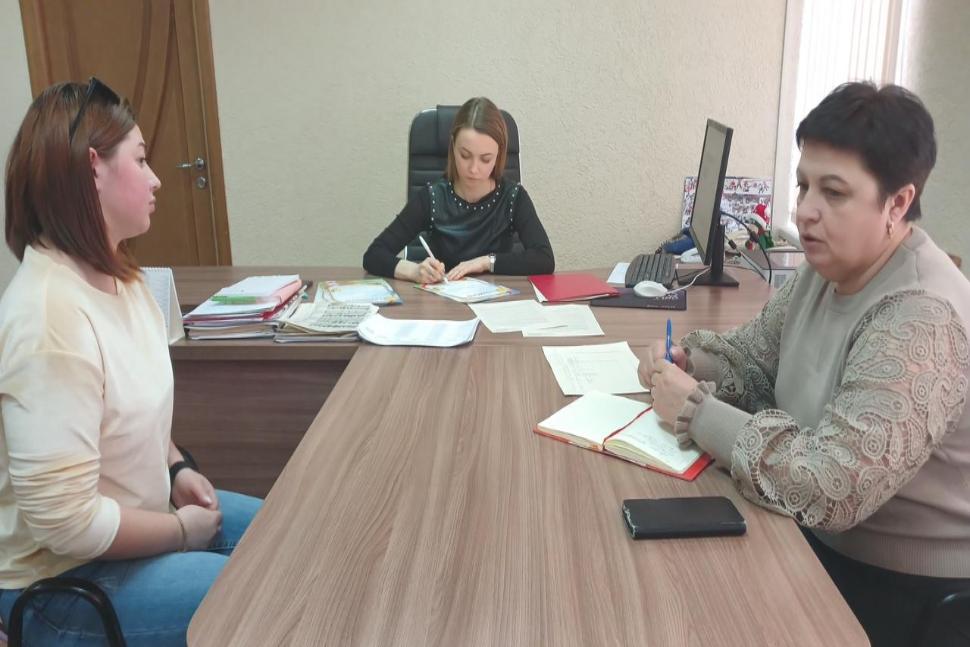  Глава Камешкирского района Ольга Белянина провела личный прием граждан