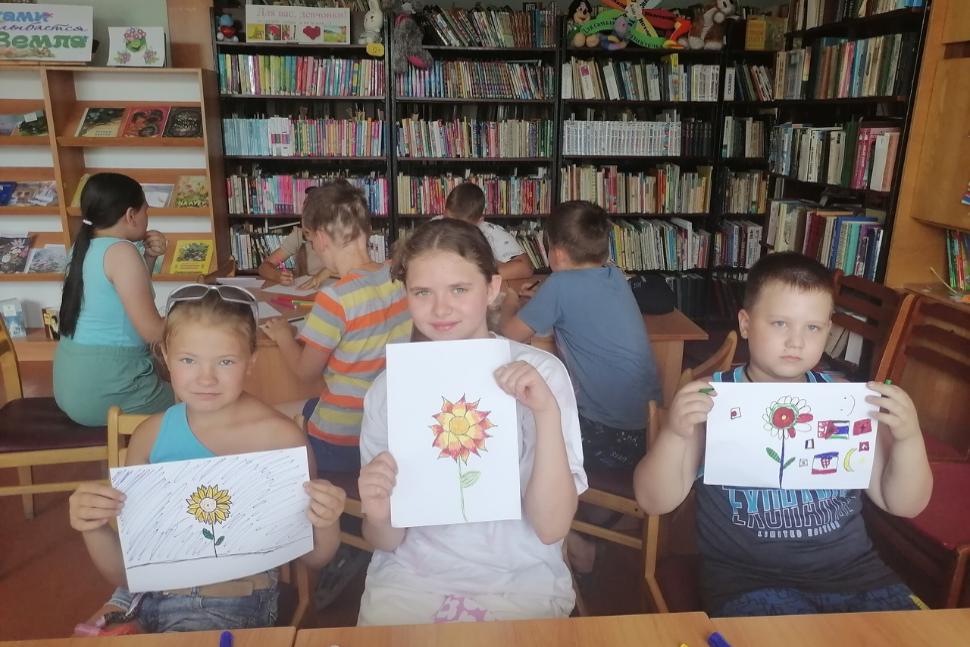 Познавательно-экологический час «Цветами улыбается земля»