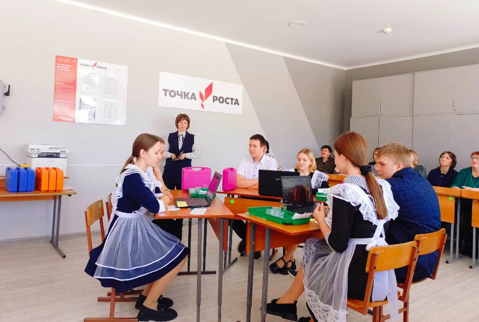 «Точки Роста»  Новошаткинской и Лапшовской школ стали площадкой для проведения районного двухдневного практико-ориентированного семинара