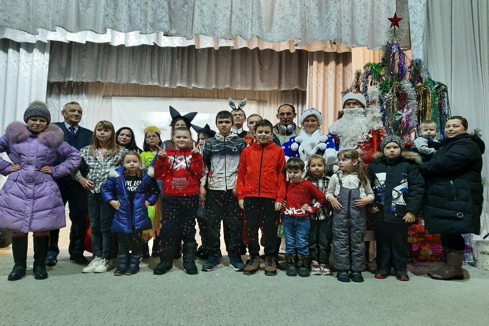 В здании РДК состоялось новогоднее представление