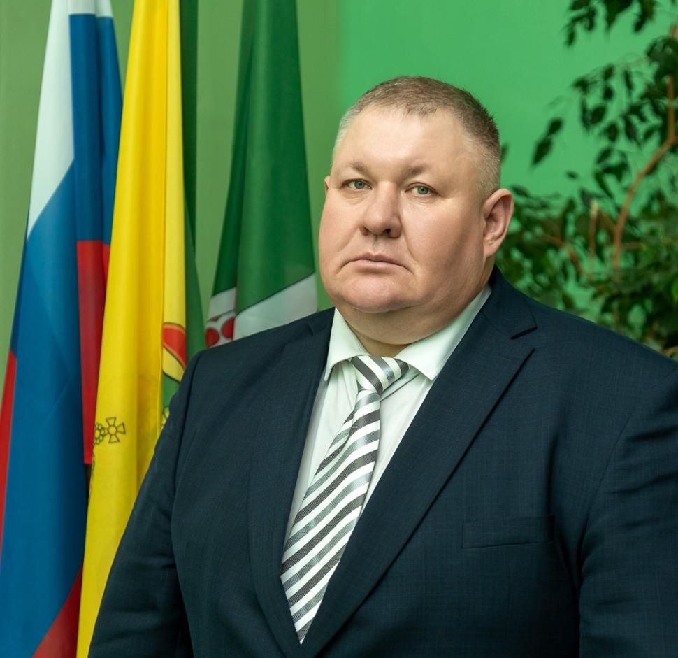 Глава Камешкирского района Дмитрий Мануковский поздравляет с Международным днём защиты детей