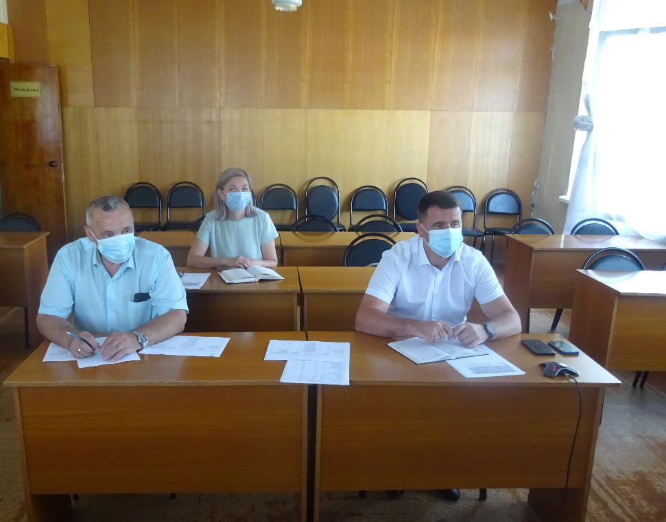Глава администрации Камешкирского района Павел Мигин принял участие в совещании в режиме видеоконференцсвязи Глава администрации Камешкирского района Павел Мигин принял участие в совещании в режиме видеоконференцсвязи