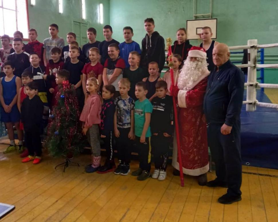 В спорт клубе "Комсомолец" состоялась матч-встреча В спорт клубе "Комсомолец" состоялась матч-встреча