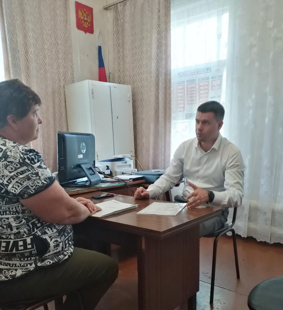 Глава администрации Камешкирского района Павел Мигин с рабочей поездкой посетил село Порзово Пёстровского сельсовета