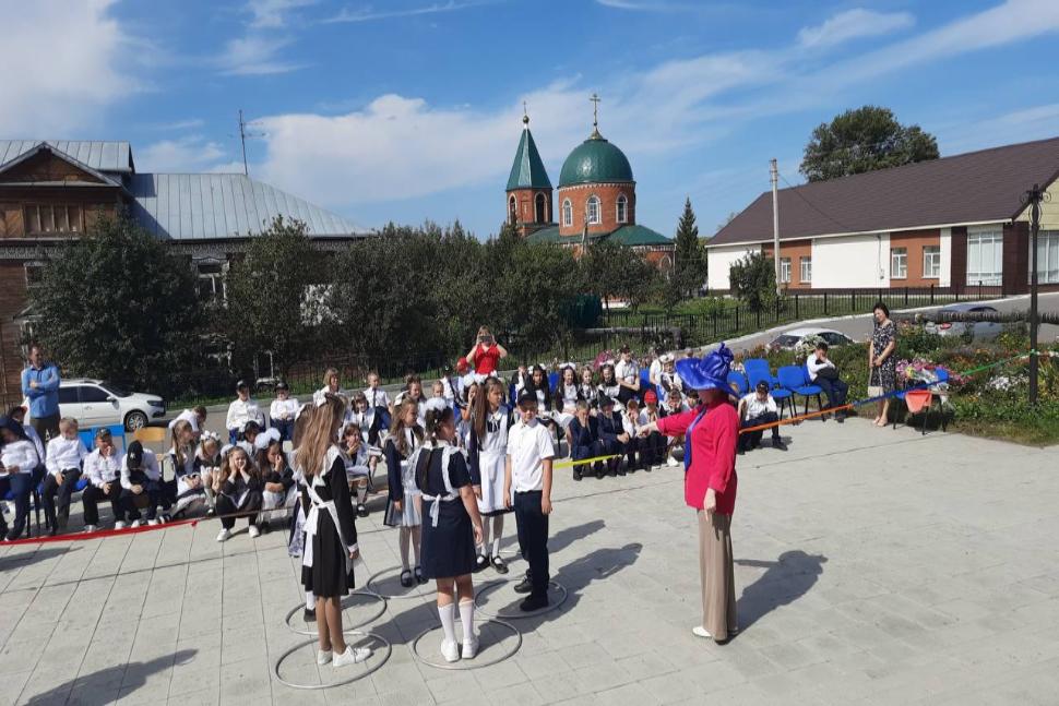 Начало учебного года, праздник для школьников