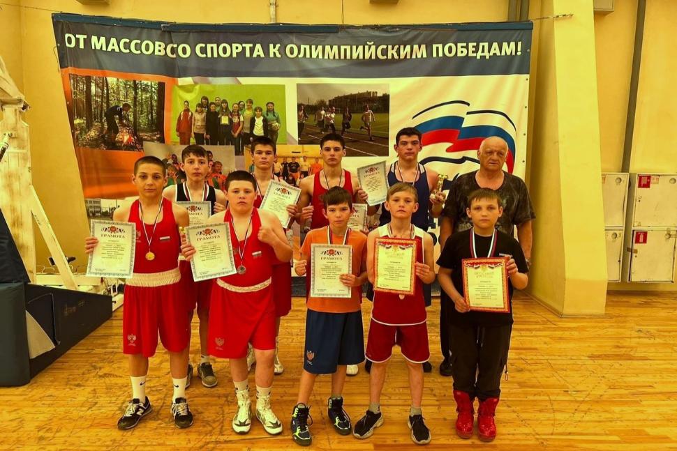 Соревнования по боксу, организованные в честь 79-й годовщины Великой Победы и посвященные памяти тренера А. И. Нефедова