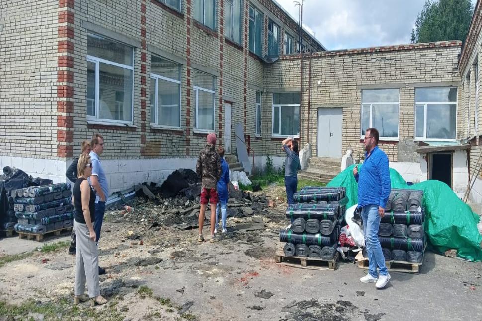 В Старочирчимской средней школе продолжается капитальный ремонт кровли В Старочирчимской средней школе продолжается капитальный ремонт кровли