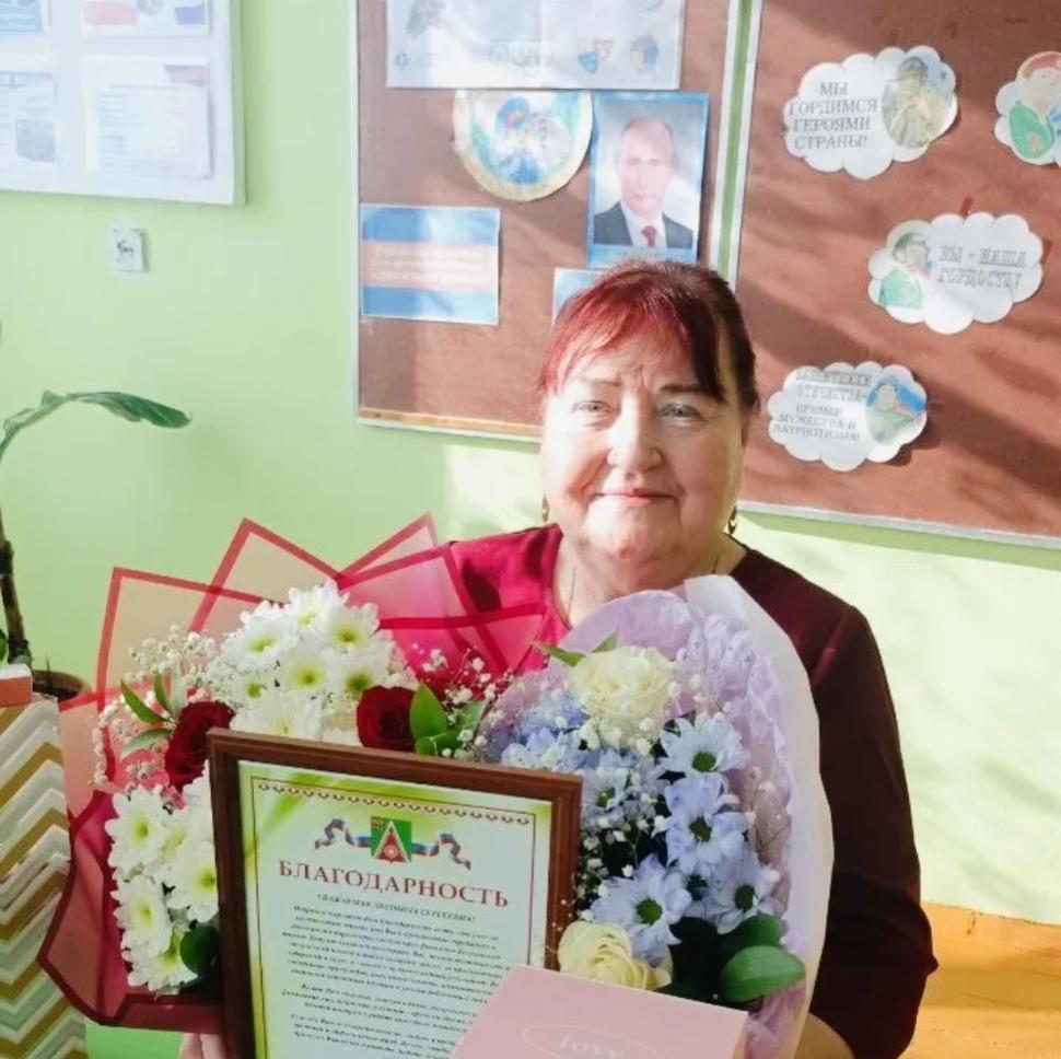 Заслуженное уважение в юбилейный день рождения! Заслуженное уважение в юбилейный день рождения!