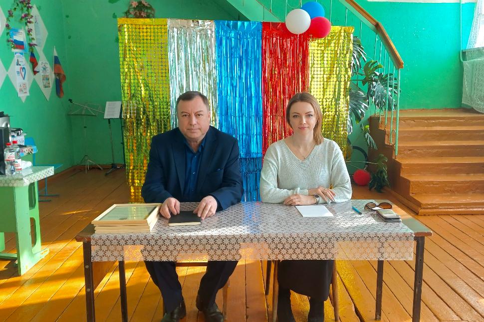 Глава Камешкирского района Ольга Белянина провела встречу с жителями села Мордовский Камешкир Глава Камешкирского района Ольга Белянина провела встречу с жителями села Мордовский Камешкир