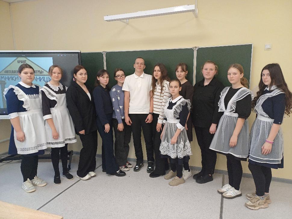 Муниципальный этап игры «Умники и умницы Сурского края»