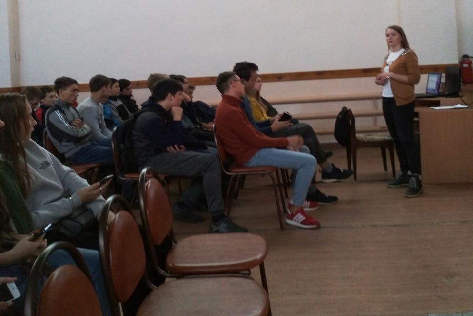 В Камешкирском районе состоялась встреча студентов филиала ГБПОУ «Кузнецкий многопрофильный колледж» с информационно-консультационной бригадой студентов аграрного университета В Камешкирском районе состоялась встреча студентов филиала ГБПОУ «Кузнецкий многопрофильный колледж» с информационно-консультационной бригадой студентов аграрного университета