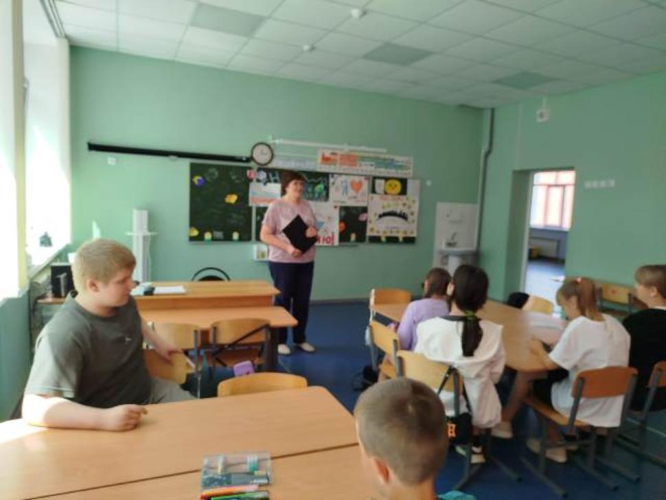 Патриотический час «Тот самый первый день войны» Патриотический час «Тот самый первый день войны»