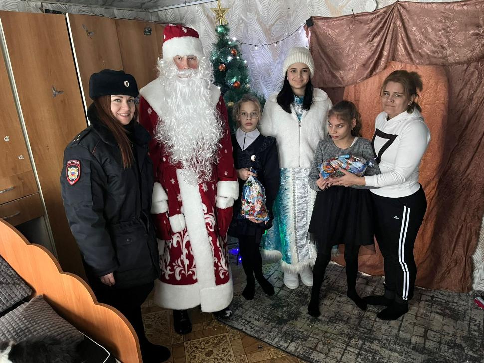 Новогодняя сказка с Первыми Новогодняя сказка с Первыми