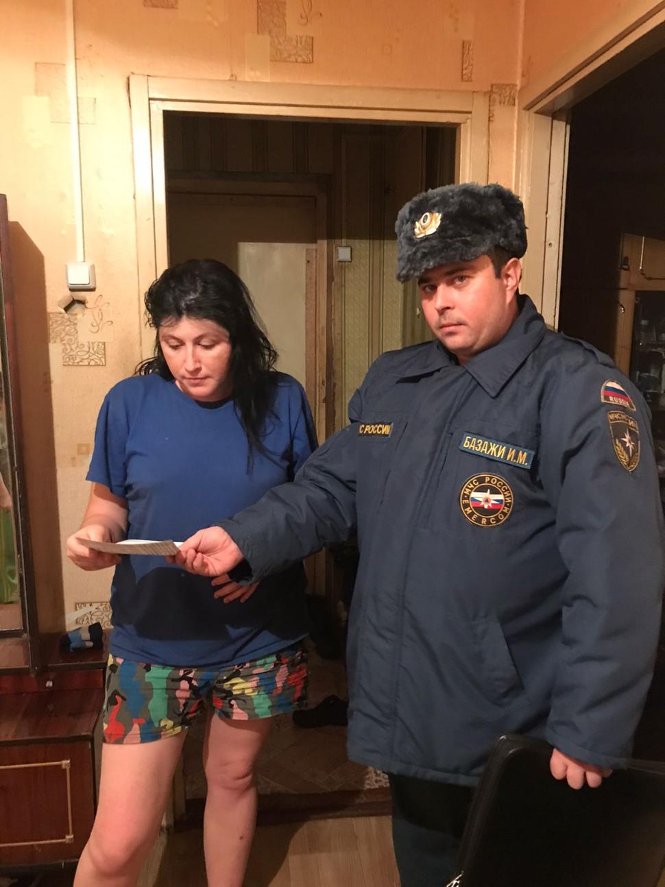 Продолжаются рейдовые мероприятия в дни зимних каникул и новогодних праздников Продолжаются рейдовые мероприятия в дни зимних каникул и новогодних праздников