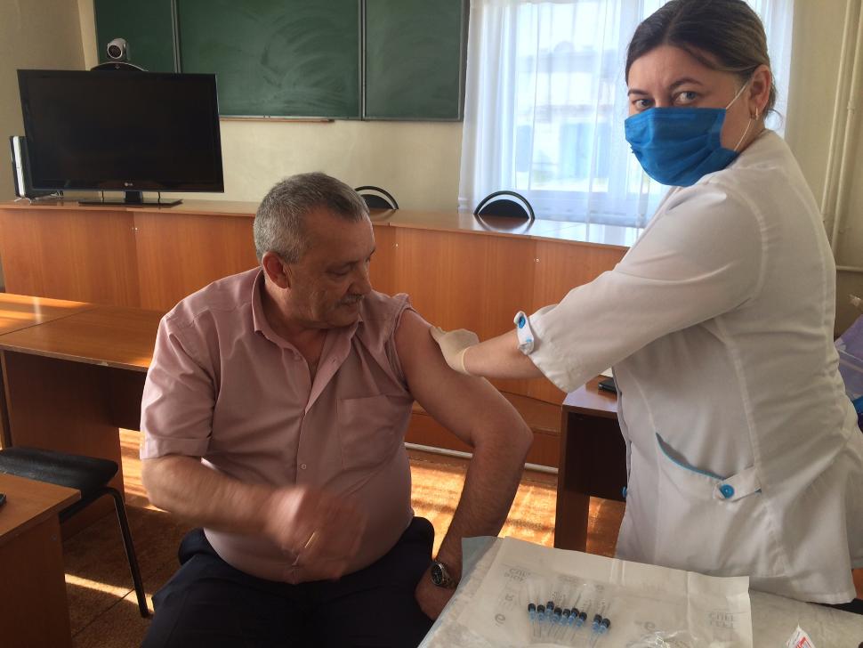 В Камешкирском районе продолжается иммунизация населения В Камешкирском районе продолжается иммунизация населения