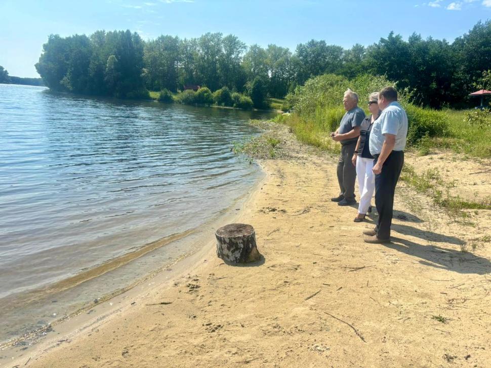 В целях предотвращения несчастных случаев на водоемах в летний период в Камешкирском районе регулярно проводятся рейдовые мероприятия