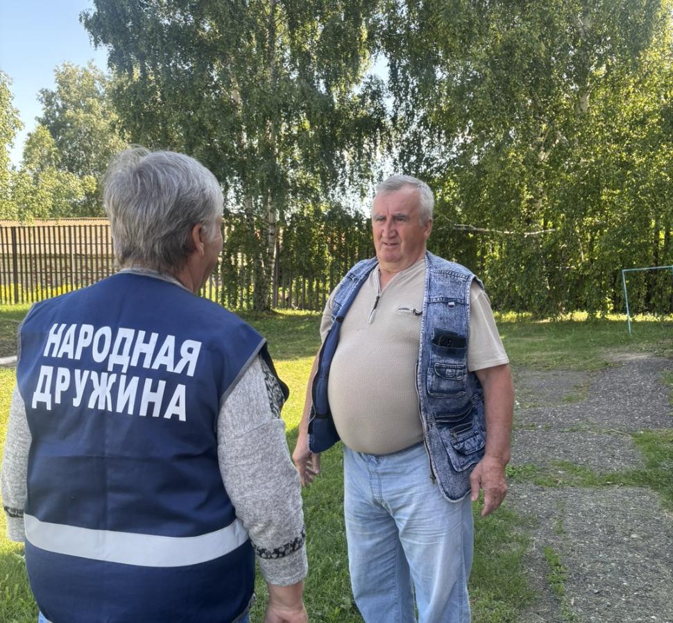 Народные дружинники Камешкирского района приняли участие в рейде по обеспечению общественного порядка на территории района