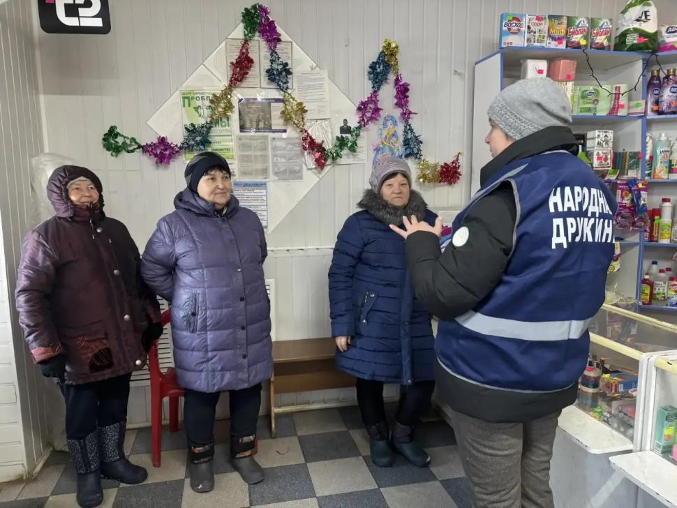 Народные дружинники Камешкирского района провели рейд Народные дружинники Камешкирского района провели рейд