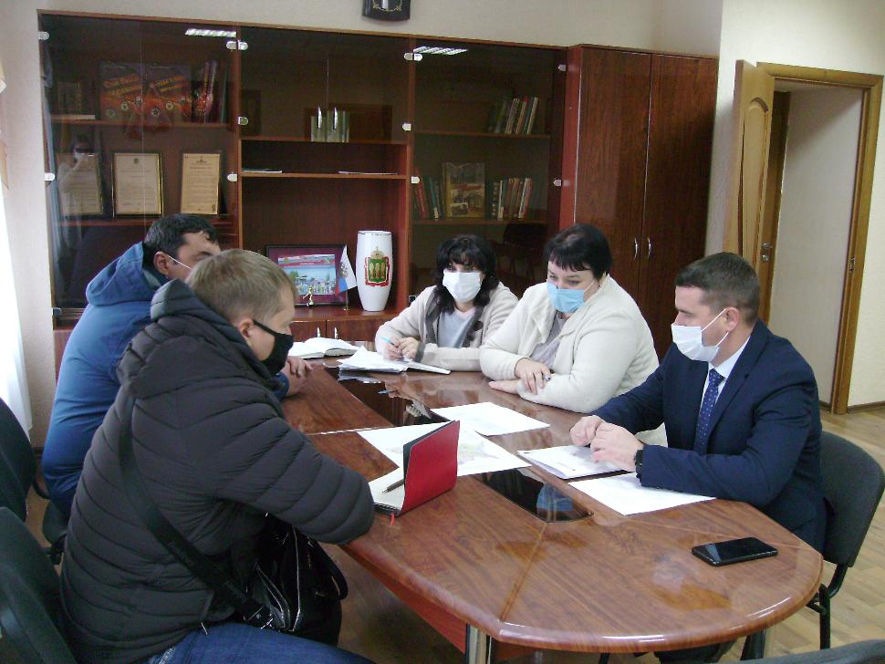 И.о. Главы администрации Камешкирского района Павел Мигин провел рабочую встречу 