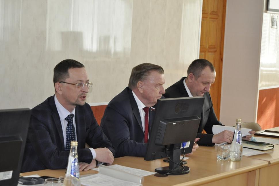 Делегация от Камешкирского района приняла участие в совещании по вопросу подготовки к весенне-полевым работам Делегация от Камешкирского района приняла участие в совещании по вопросу подготовки к весенне-полевым работам
