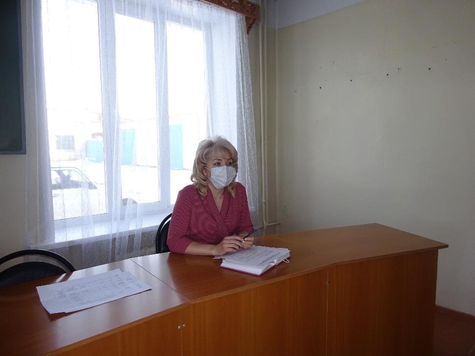  Начальник отдела экономики, сельского хозяйства, продовольствия Людмила Кандрашина провела заседание комиссии межведомственной комиссии по налогам и сборам