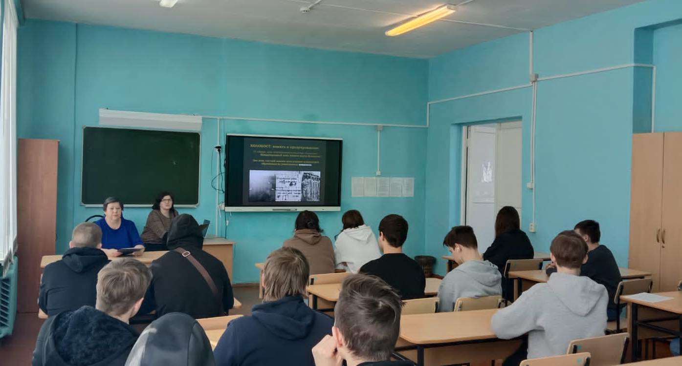 Патриотический час «Помнить … и никогда не забывать» Патриотический час «Помнить … и никогда не забывать»
