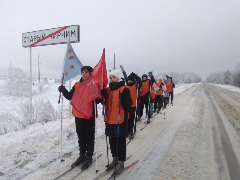Участники агитпохода «Звездный» основной школы села Новое Шаткино в гостях у старочирчимских школьников Участники агитпохода «Звездный» основной школы села Новое Шаткино в гостях у старочирчимских школьников