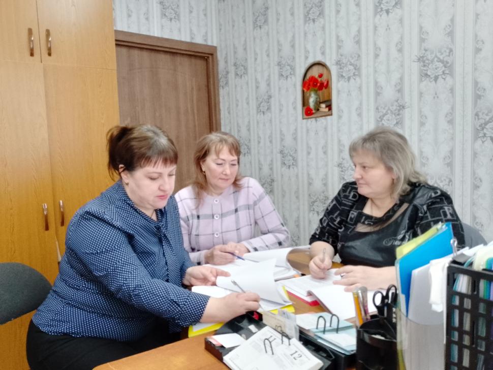 Работа с документами помогает менять жизни семей Работа с документами помогает менять жизни семей