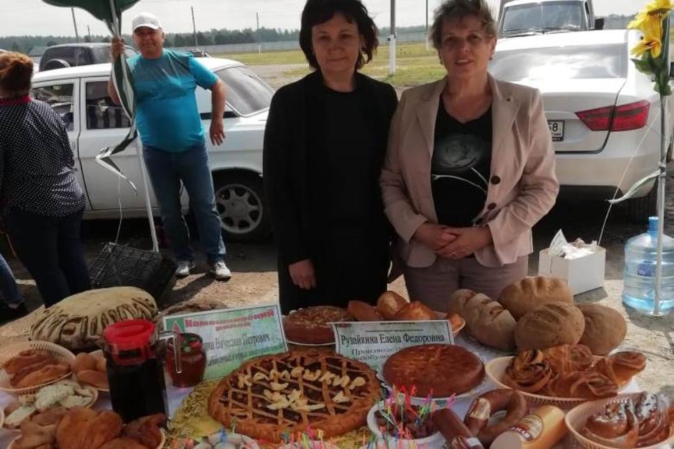 Делегация от Камешкирского района приняла участие в ежегодном сельскохозяйственном празднике «День поля»