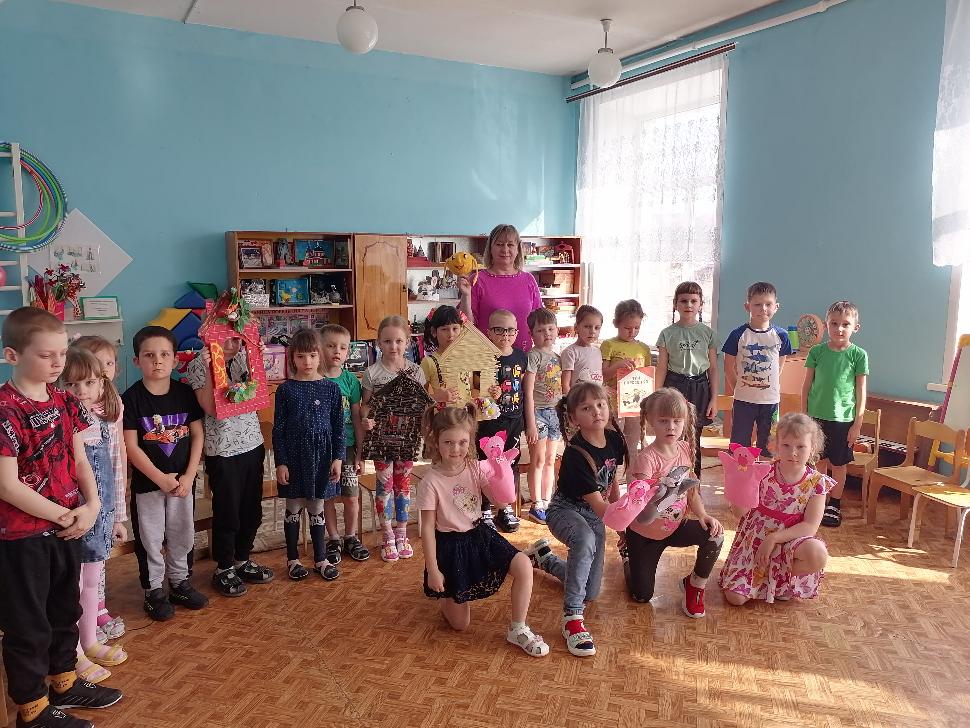 День читательских удовольствий «Хвост крючком, нос пятачком» День читательских удовольствий «Хвост крючком, нос пятачком»