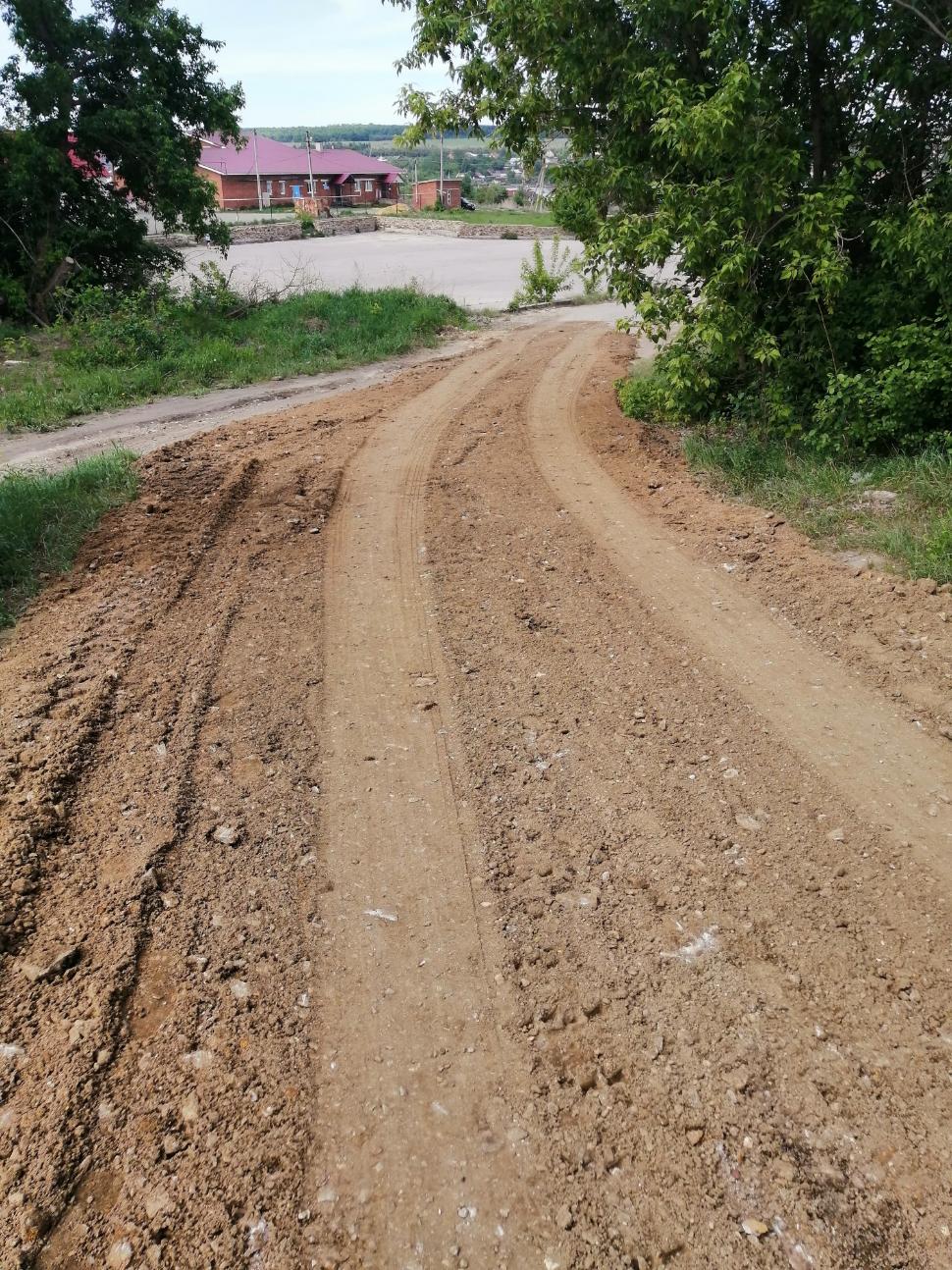 В с. Русский Камешкир проведены работы по отсыпке дороги В с. Русский Камешкир проведены работы по отсыпке дороги