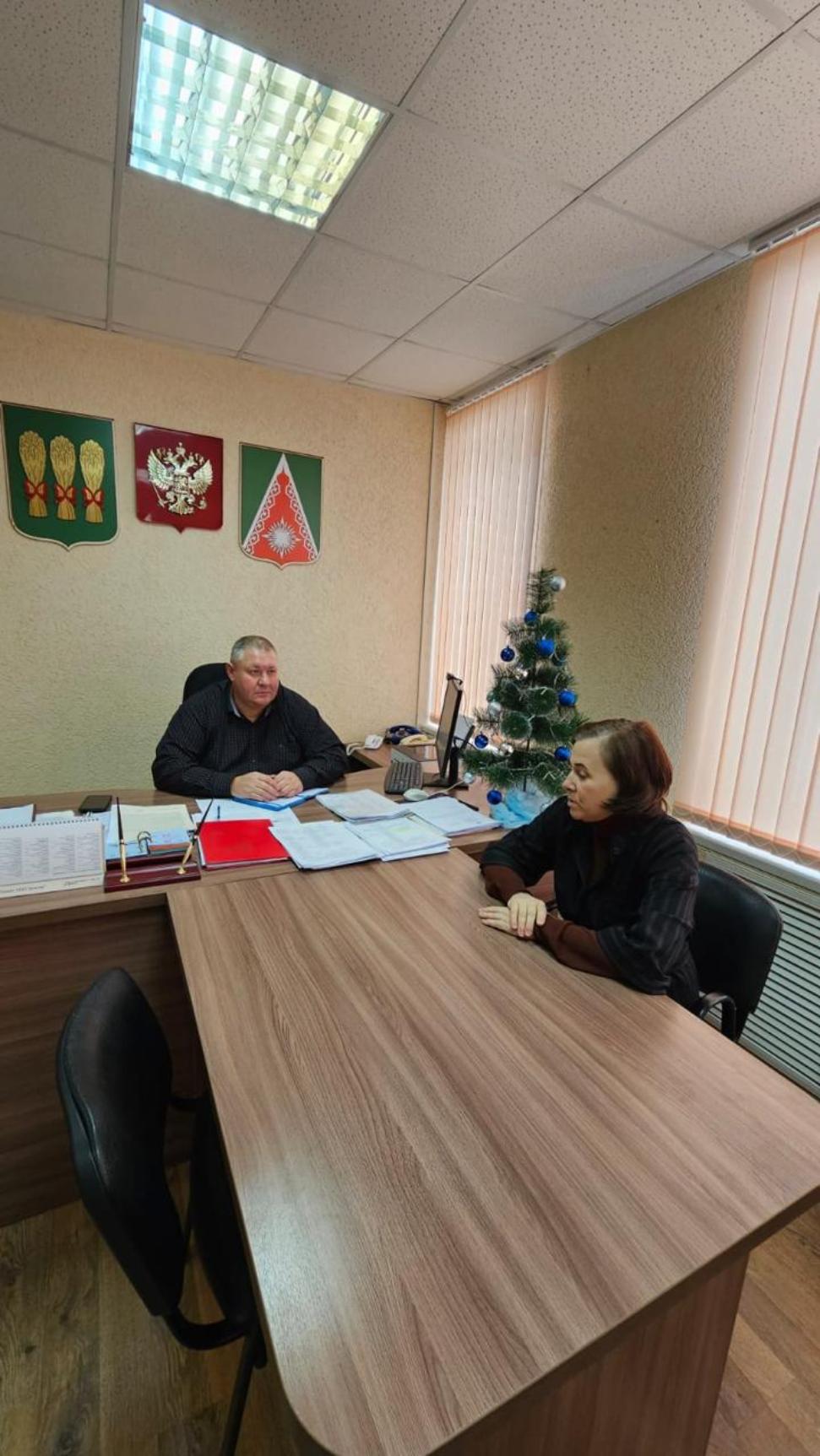 Заместитель министра по делам архивов Пензенской области Наталья Фокина проинспектировала Камешкирский район