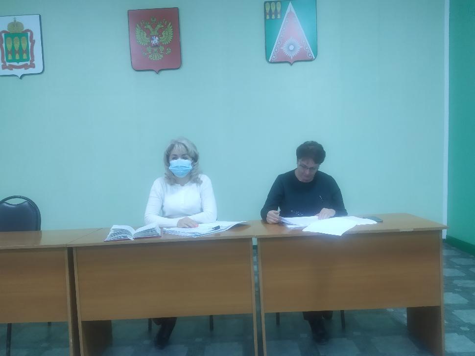 В администрации Камешкирского района провели заседание Совета по инвестиционному развитию и предпринимательству В администрации Камешкирского района провели заседание Совета по инвестиционному развитию и предпринимательству