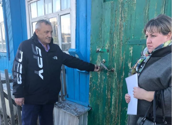Межведомственные рейды по семьям, находящимся в социально опасном положении