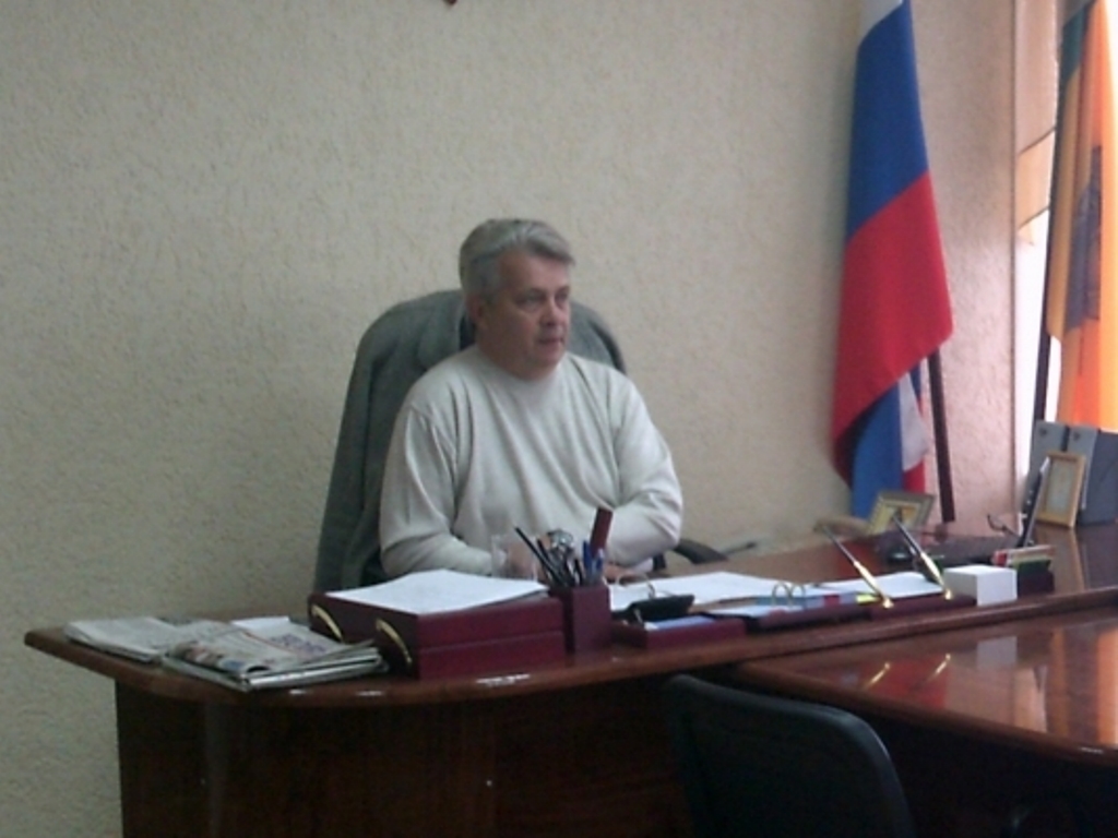 Глава администрации Камешкирского района Сергей Хазов провел рабочее совещание Глава администрации Камешкирского района Сергей Хазов провел рабочее совещание