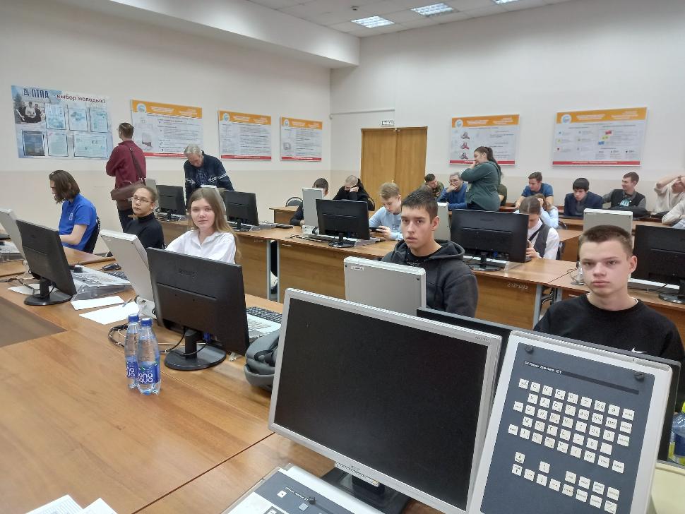 Камешкирские ребята стали победителями межрегионального конкурса "Компьютерное 3Д-моделирование" Камешкирские ребята стали победителями межрегионального конкурса "Компьютерное 3Д-моделирование"