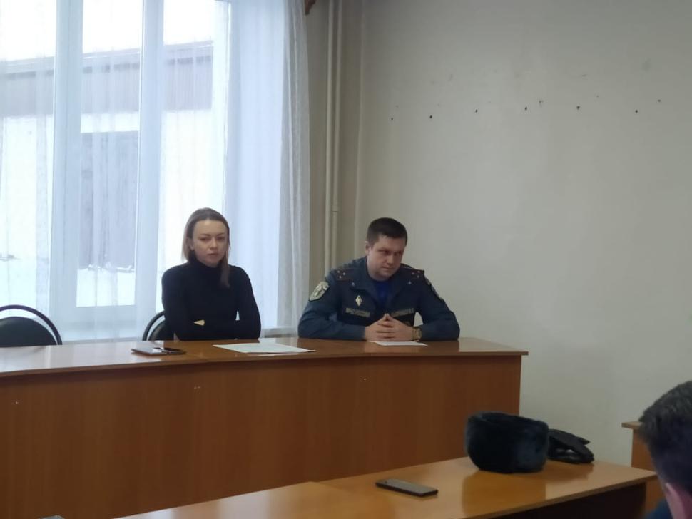 Заседание комиссии по предупреждению и ликвидации чрезвычайных ситуаций и обеспечения пожарной безопасности Камешкирского района