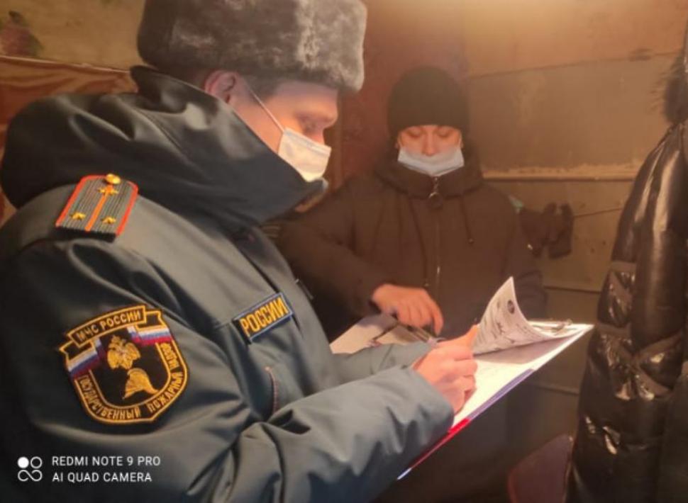 Профилактические рейды по жилому сектору на территории Камешкирского района Профилактические рейды по жилому сектору на территории Камешкирского района