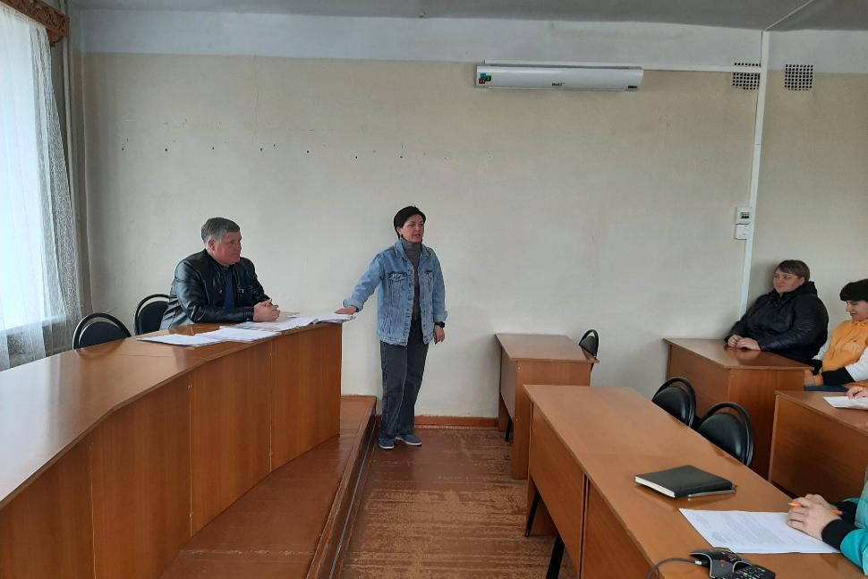 В администрации Камешкирского  района состоялось  заседание рабочей группы по реализации механизма оказания государственной социальной помощи на основании социального контракта
