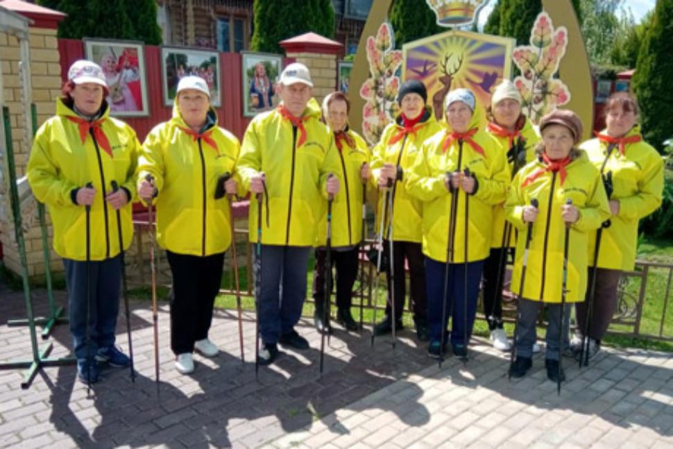 Камешкирский район принял участие в областном фестивале скандинавской ходьбе
