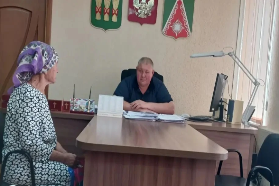 Глава Камешкирского района Дмитрий Мануковский провел личный прием граждан