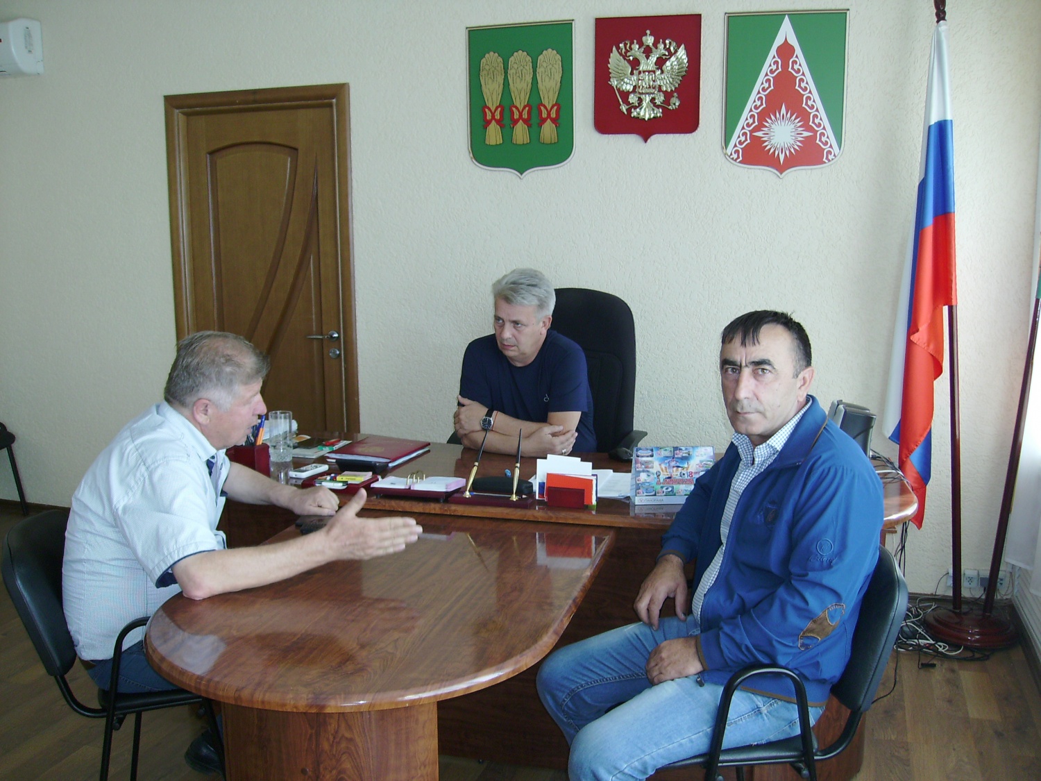 В ходе личного приема Глава администрации Камешкирского района Сергей Хазов встретился с учредителем ООО "Конрэкс"