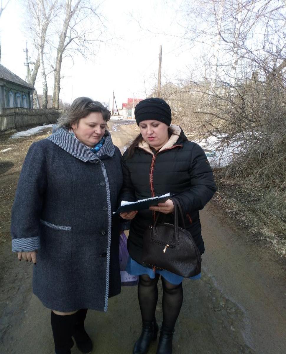 Специалисты Комплексного центра провели рейд по семьям
