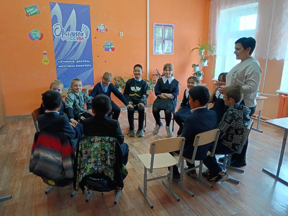 Прошло развивающие занятие "Психологическая адаптация в школе"