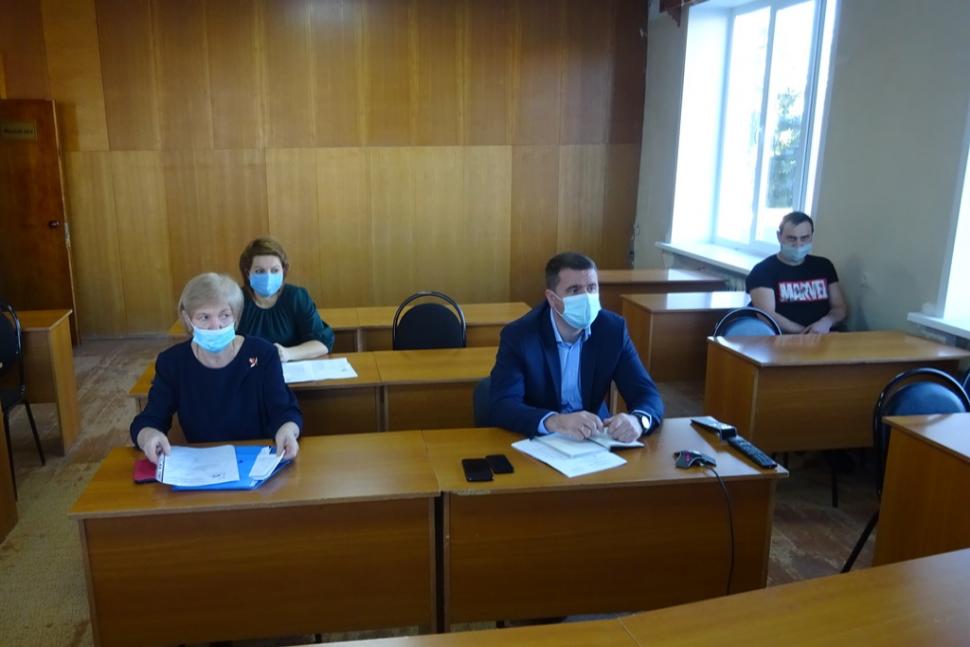 Глава администрации Камешкирского района Павел Мигин принял участие в совещании в режиме видеоконференцсвязи