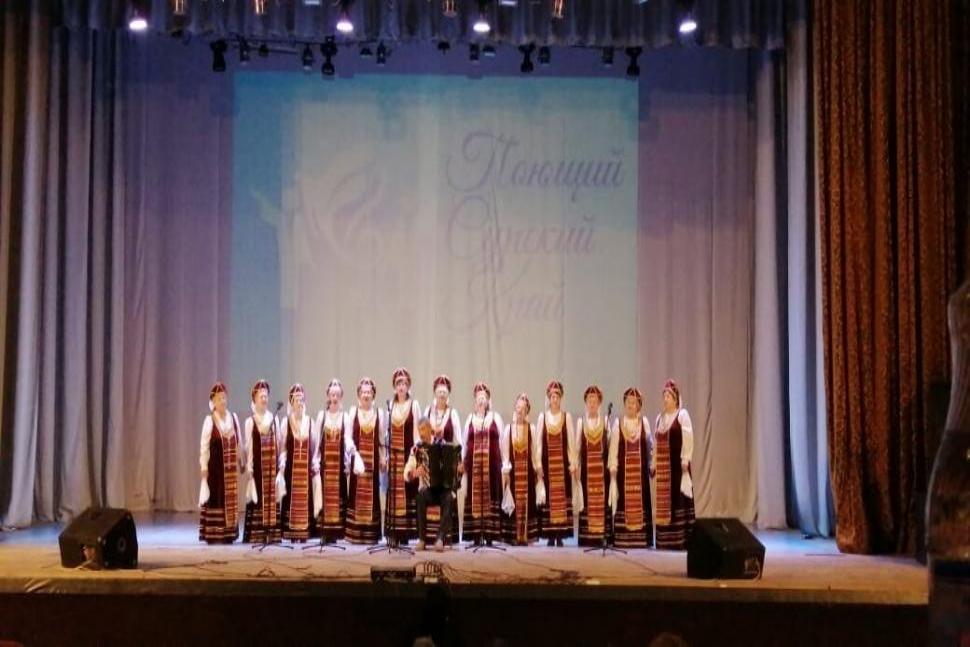 В творческом центре "Родина" г. Кузнецка состоялся первый зональный смотр I регионального хорового фестиваля "Поющий Сурский край!" В творческом центре "Родина" г. Кузнецка состоялся первый зональный смотр I регионального хорового фестиваля "Поющий Сурский край!"