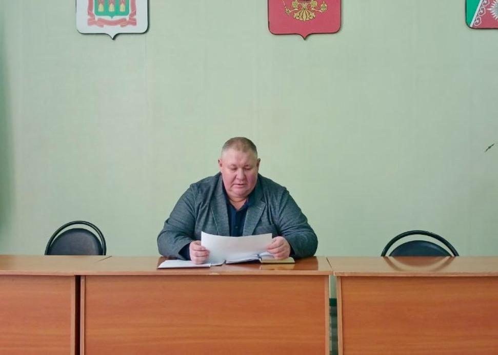 Глава Камешкирского района Дмитрий Мануковский провел оперативное совещание
