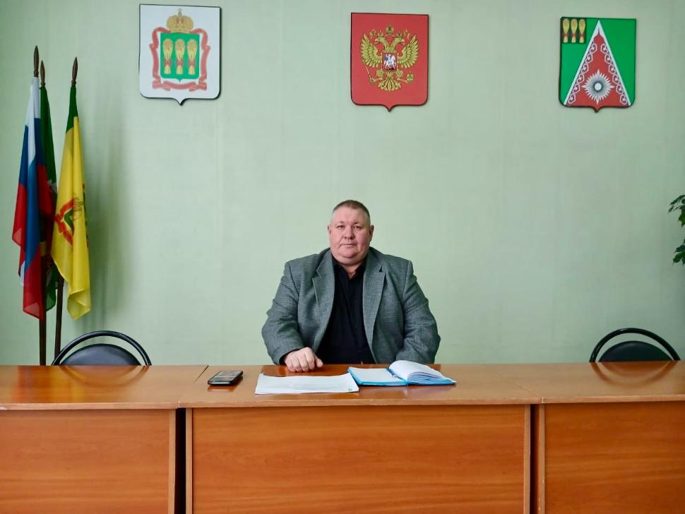Глава Камешкирского района Дмитрий Мануковский провел оперативное совещание